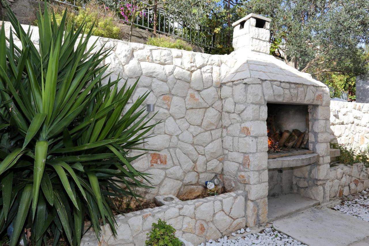 Apartments By The Sea Seget Vranjica, Trogir - 10328 Exterior photo