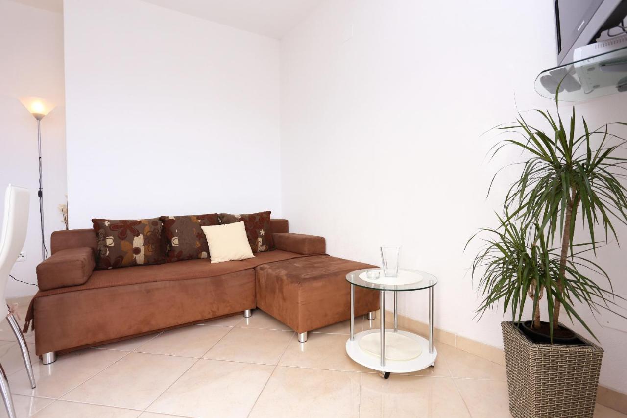 Apartments By The Sea Seget Vranjica, Trogir - 10328 Exterior photo